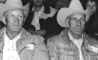 (L-R) Carl Wilson (1923-2005) and Murray Wilson (1925-2006) (L-R) Carl Wilson (1923-2005) and Murray Wilson (1925-2006)